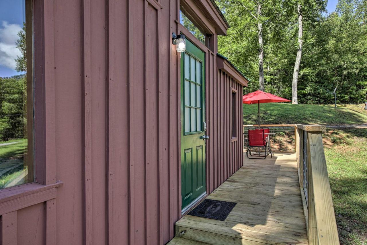 Tiny Home In Hayesville With Deck Near Trails! Exterior photo